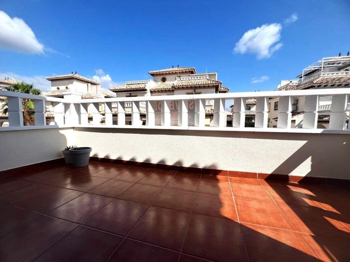 Image No.24-2 Bed Townhouse for sale