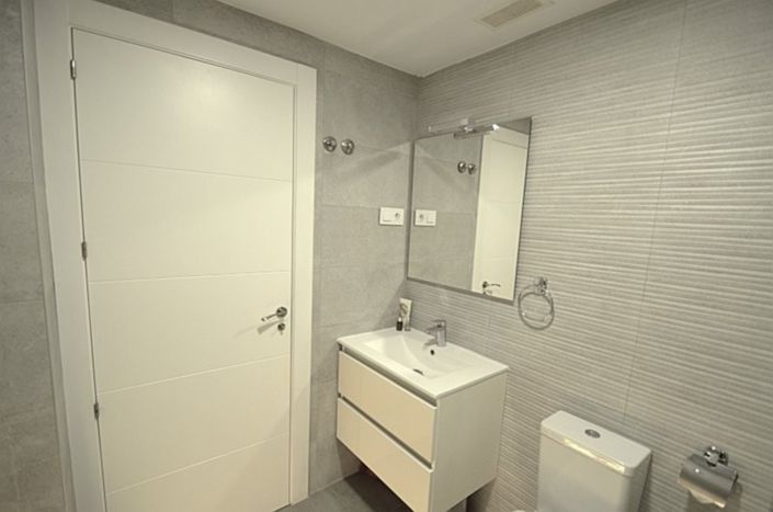 Image No.10-2 Bed Villa for sale