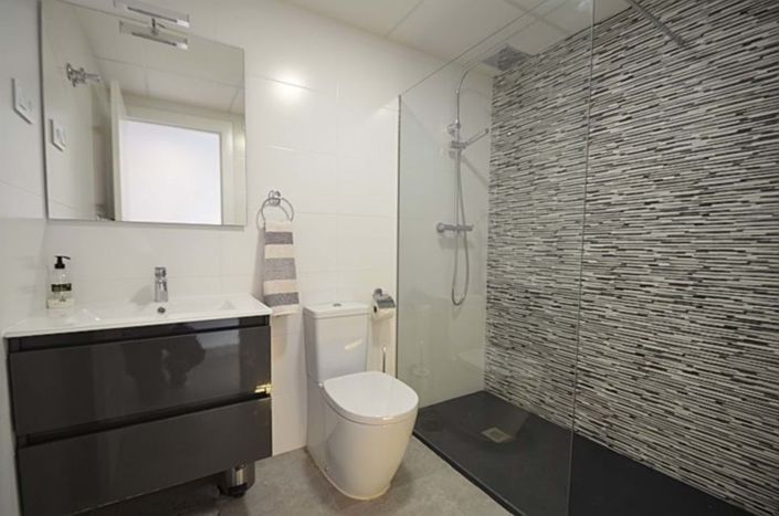 Image No.11-2 Bed Villa for sale