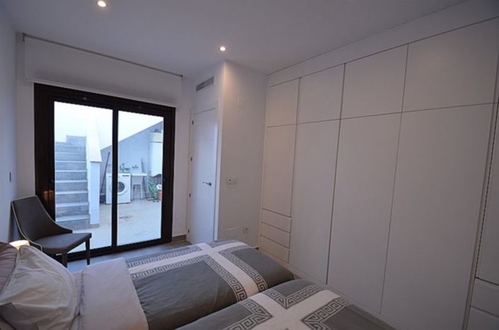 Image No.17-2 Bed Villa for sale