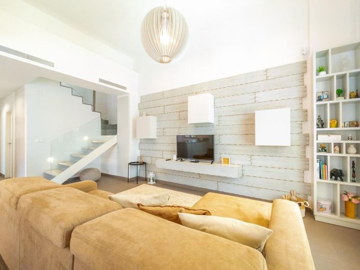 Image No.13-3 Bed Villa for sale