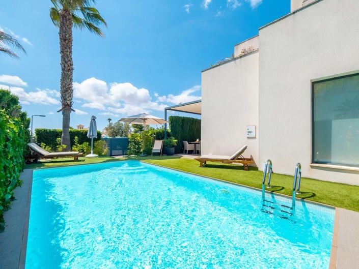 Image No.30-3 Bed Villa for sale