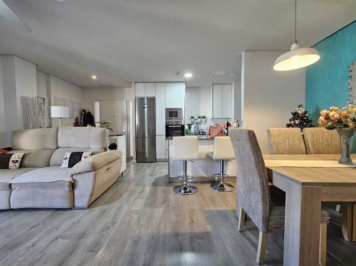 Image No.15-2 Bed Apartment for sale