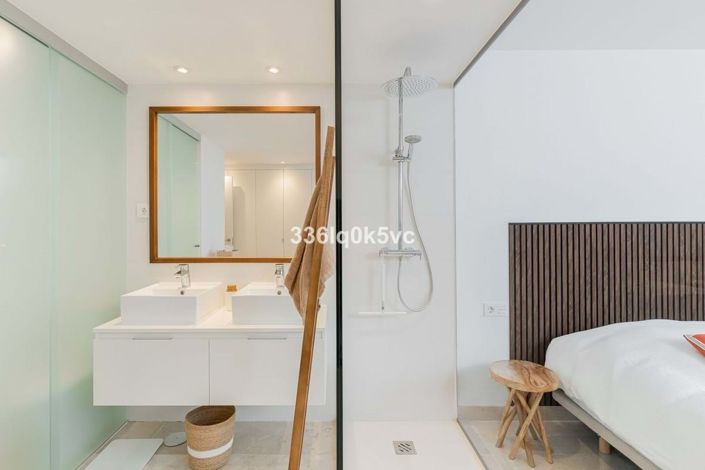 Image No.36-3 Bed Apartment for sale