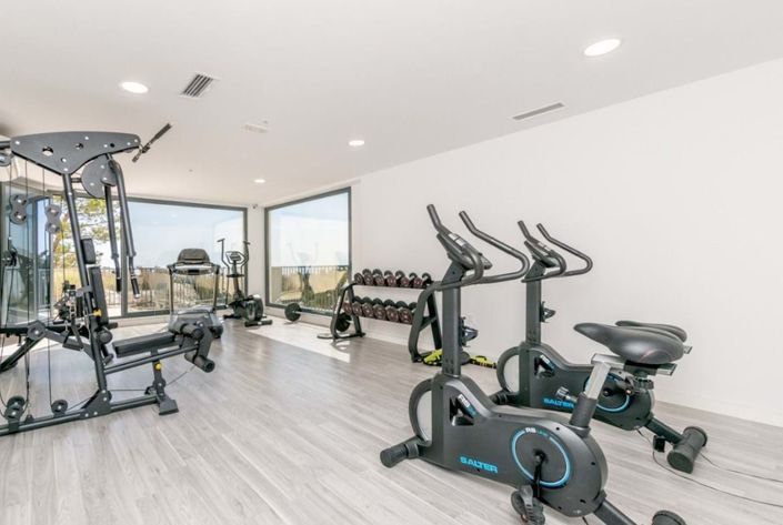 Image No.21-4 Bed Apartment for sale