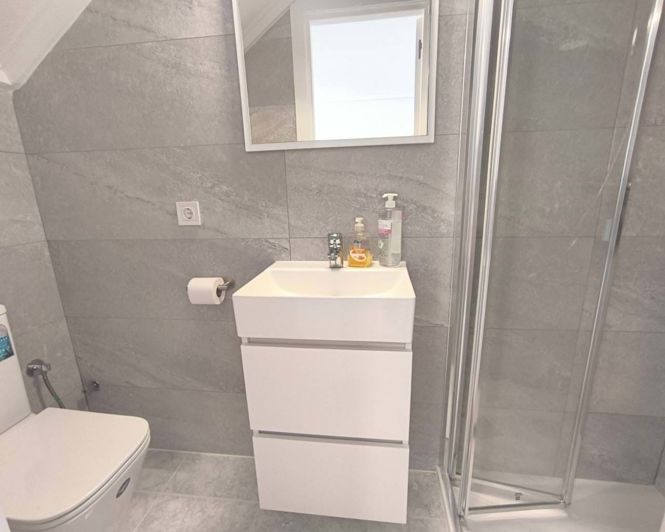 Image No.11-3 Bed Apartment for sale