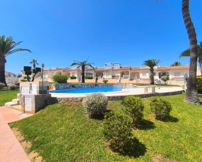 Image No.22-3 Bed Apartment for sale