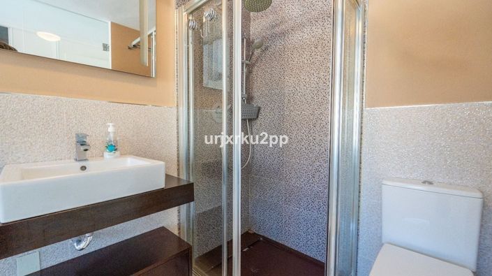 Image No.22-2 Bed Bungalow for sale