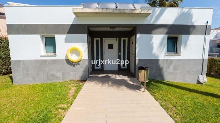 Image No.40-2 Bed Bungalow for sale