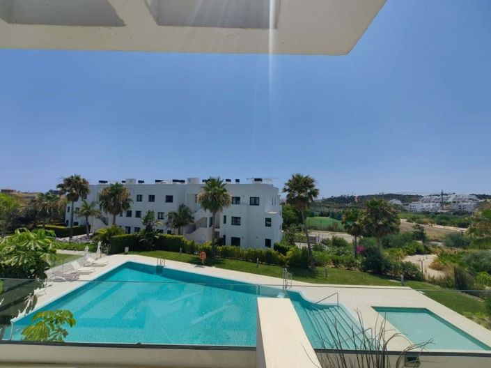 Image No.21-2 Bed Apartment for sale