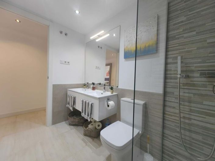 Image No.29-2 Bed Apartment for sale