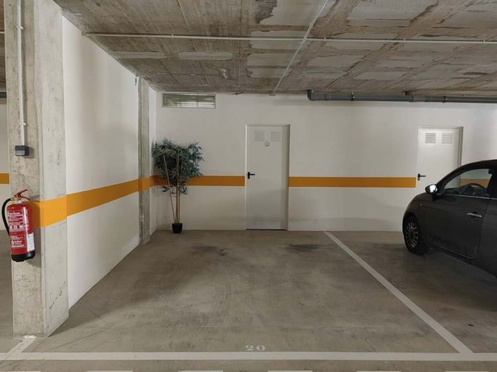 Image No.33-2 Bed Apartment for sale