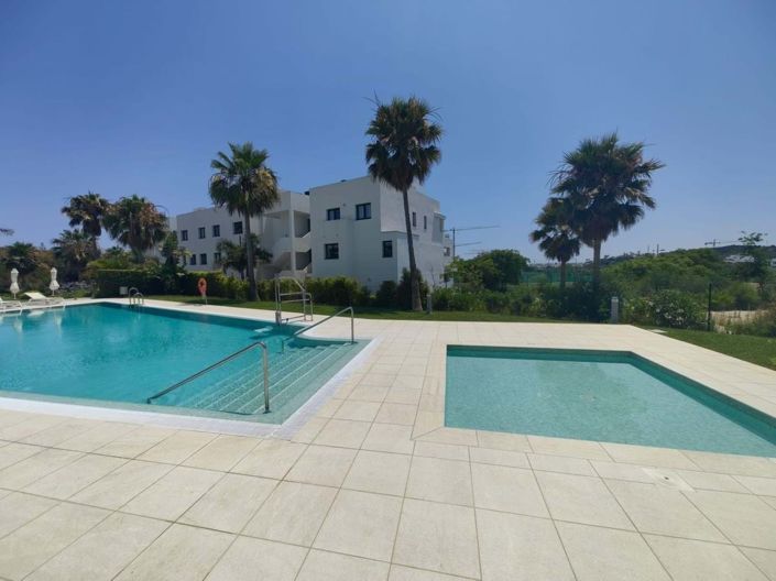 Image No.40-2 Bed Apartment for sale