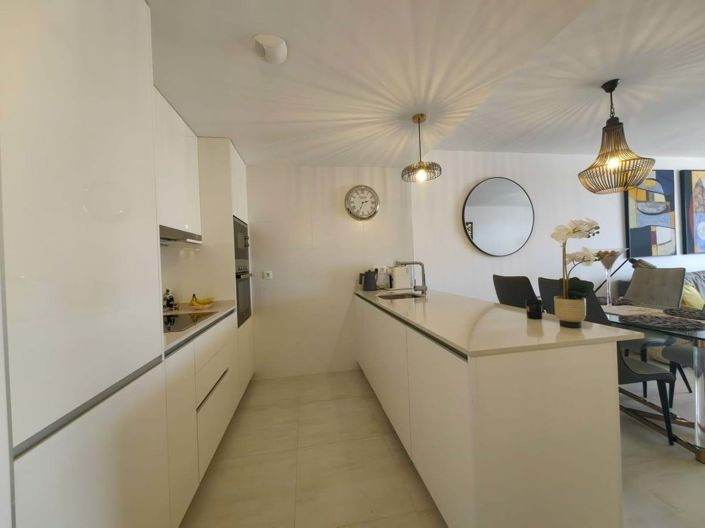 Image No.5-2 Bed Apartment for sale