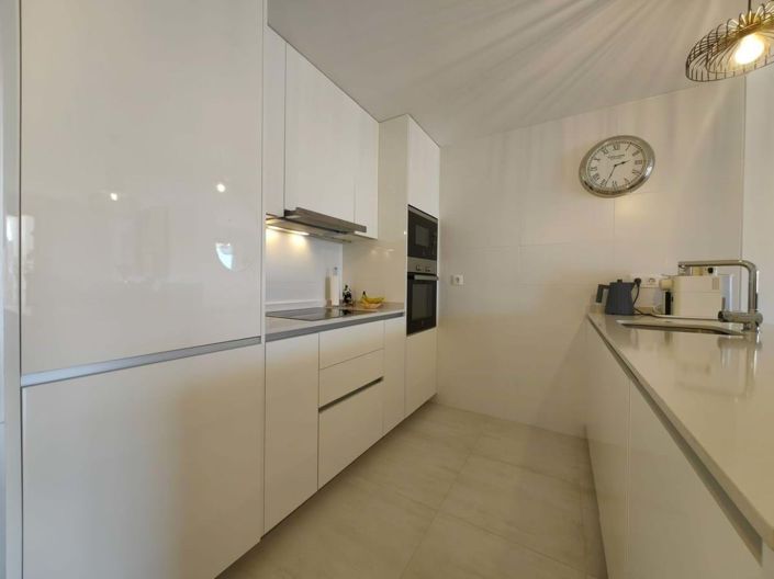 Image No.8-2 Bed Apartment for sale