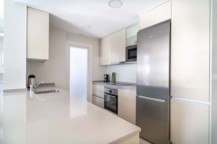 Image No.8-2 Bed Apartment for sale