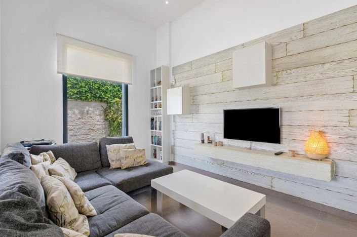 Image No.2-3 Bed Villa for sale