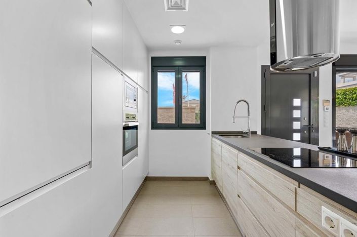 Image No.9-3 Bed Villa for sale