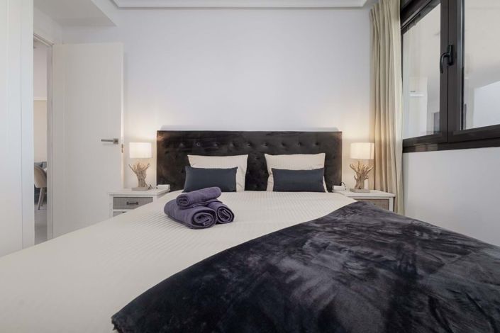 Image No.9-2 Bed Apartment for sale