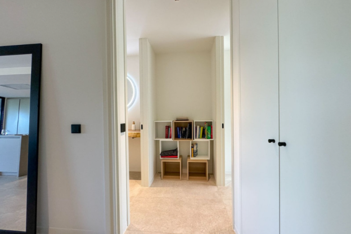 Image No.8-2 Bed Apartment for sale