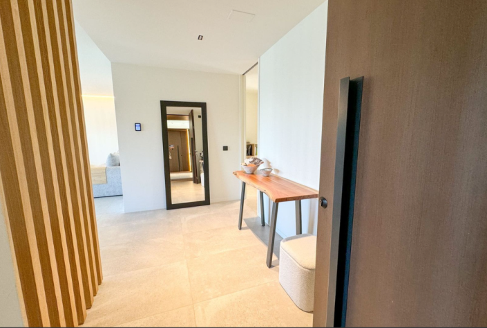 Image No.9-2 Bed Apartment for sale