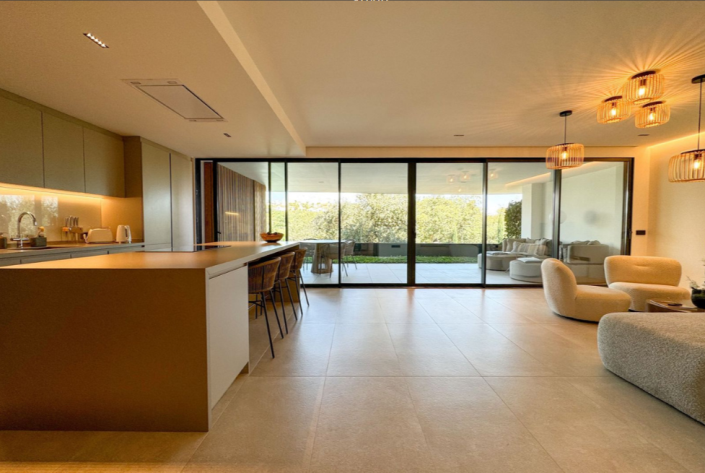 Image No.15-2 Bed Apartment for sale