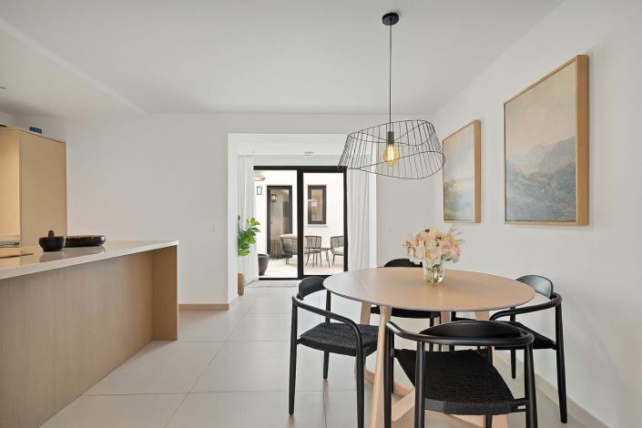 Image No.1-2 Bed Apartment for sale