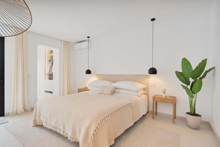 Image No.11-2 Bed Apartment for sale