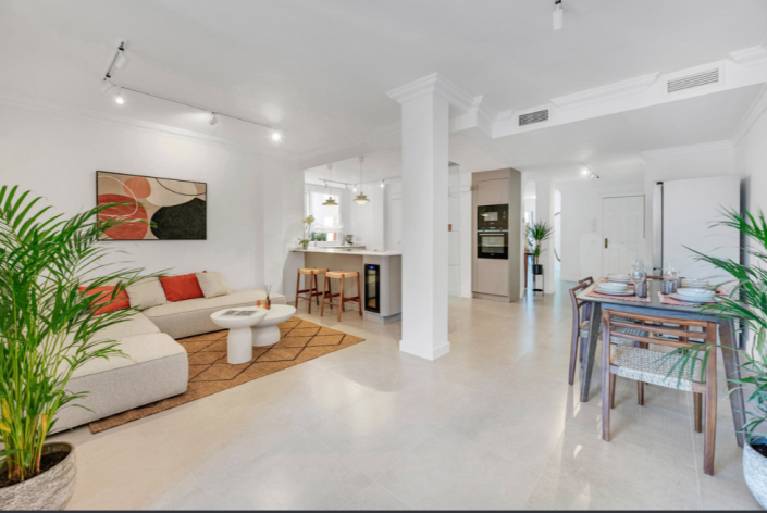 Image No.17-2 Bed Apartment for sale