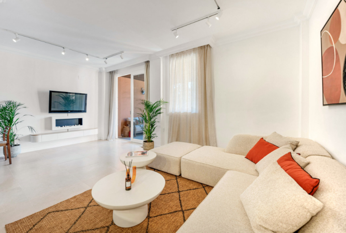 Image No.19-2 Bed Apartment for sale