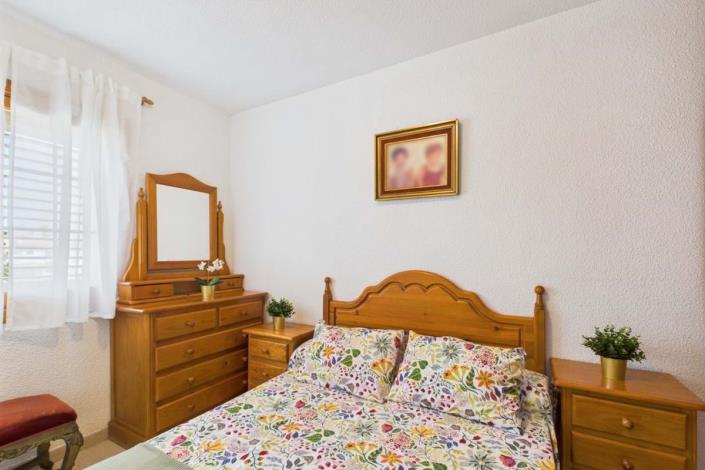 Image No.33-4 Bed Townhouse for sale