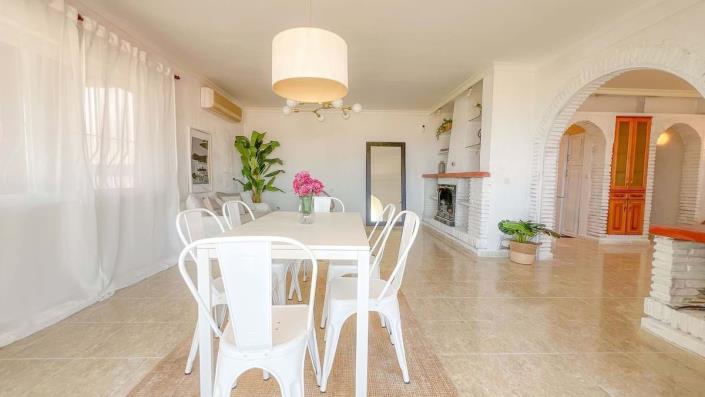 Image No.21-3 Bed Villa for sale