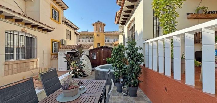 Image No.14-2 Bed Townhouse for sale