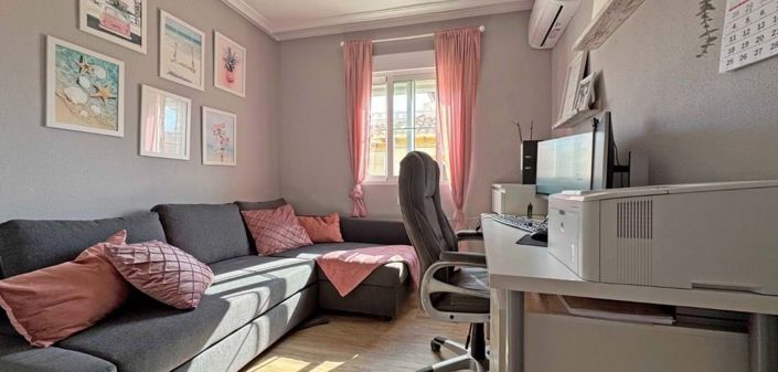 Image No.19-2 Bed Townhouse for sale