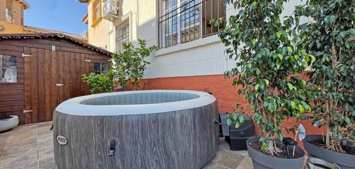 Image No.23-2 Bed Townhouse for sale