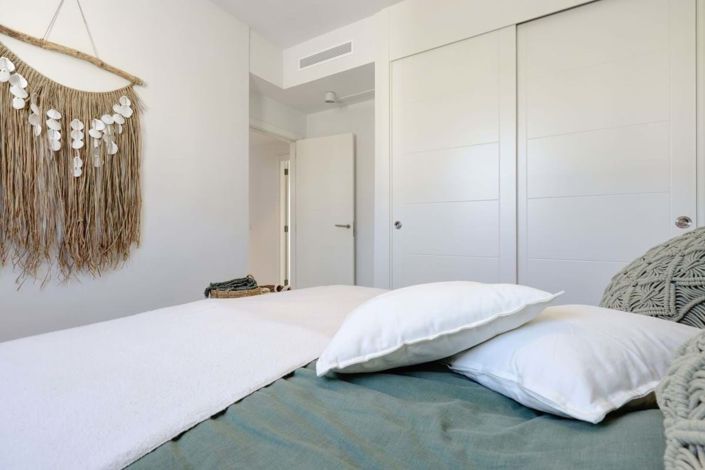 Image No.27-2 Bed Apartment for sale