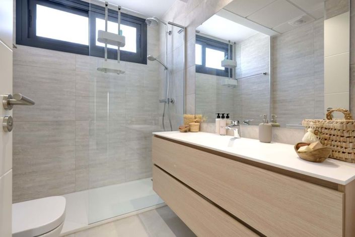 Image No.30-2 Bed Apartment for sale