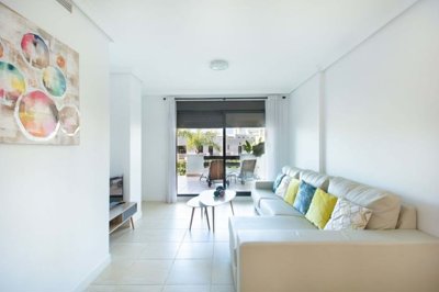 1447-638239-78d1f4f8b6655591b02d22fabb36a692d