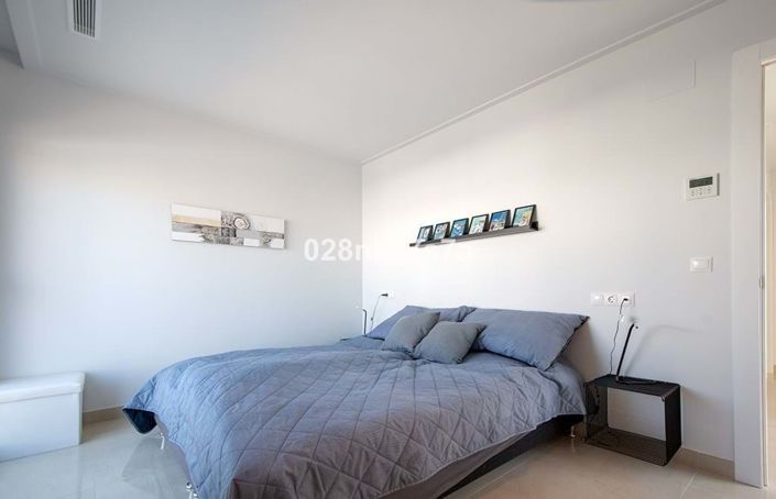 Image No.15-3 Bed Townhouse for sale