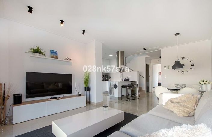 Image No.4-3 Bed Townhouse for sale