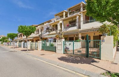 4 Bed Townhouse for sale