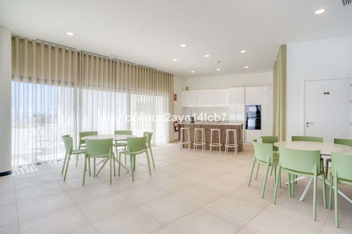 Image No.29-2 Bed Apartment for sale