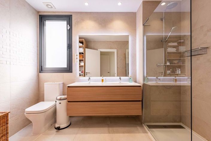 Image No.18-2 Bed Apartment for sale