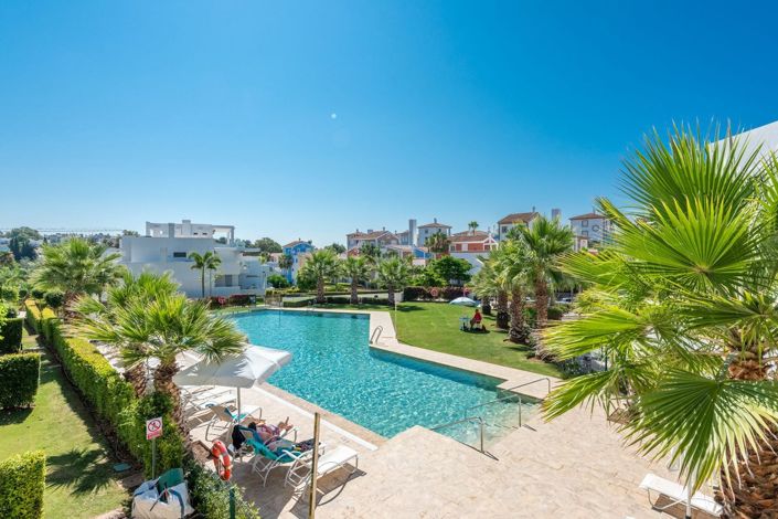 Image No.20-2 Bed Apartment for sale