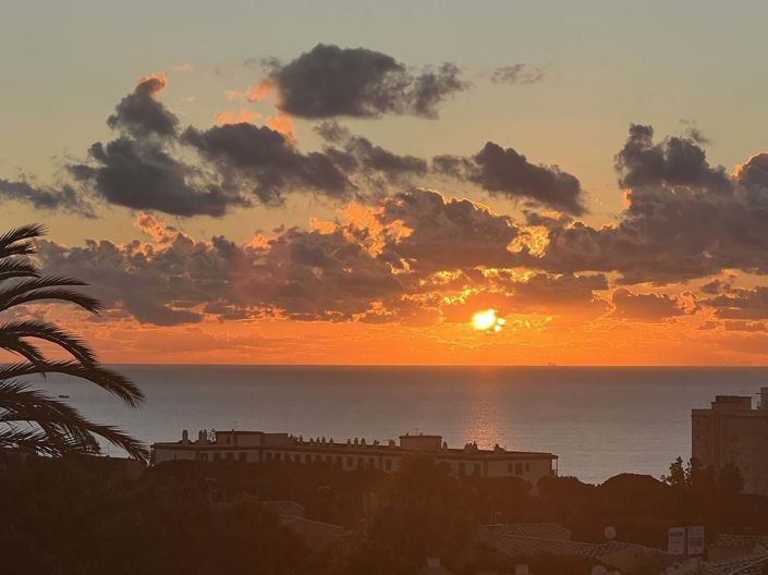 Image No.49-2 Bed Apartment for sale