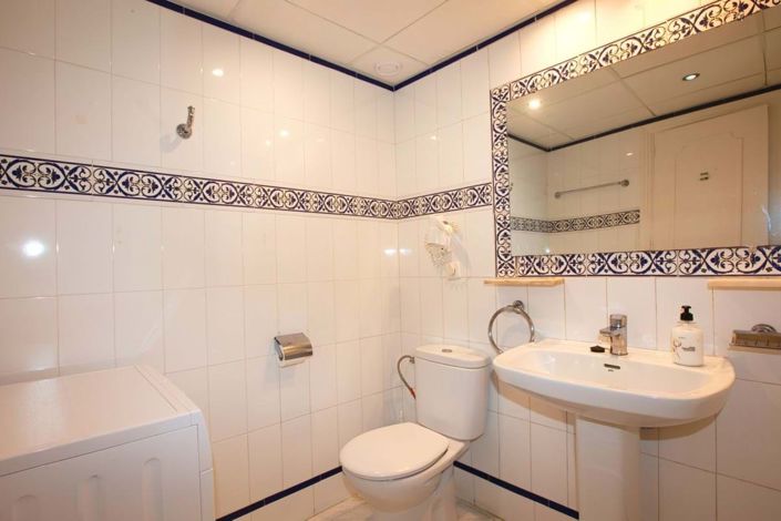 Image No.21-2 Bed Apartment for sale