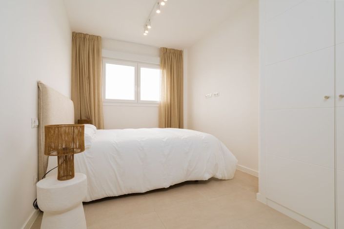 Image No.11-2 Bed Apartment for sale