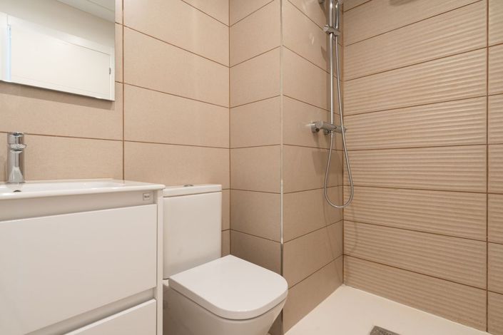 Image No.14-2 Bed Apartment for sale