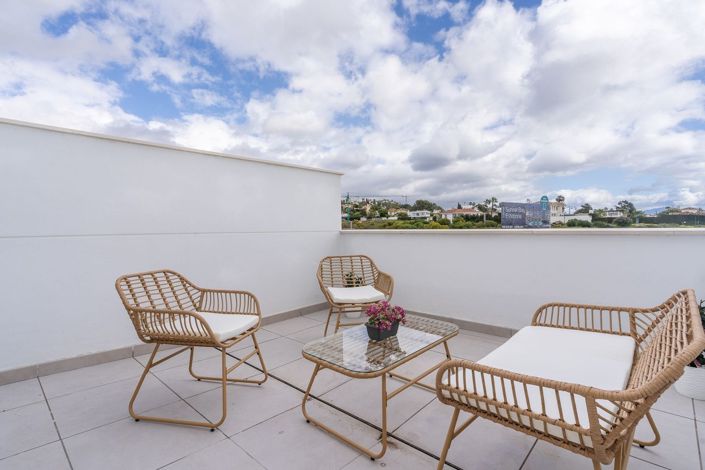 Image No.20-2 Bed Apartment for sale