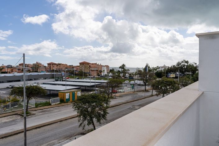 Image No.22-2 Bed Apartment for sale